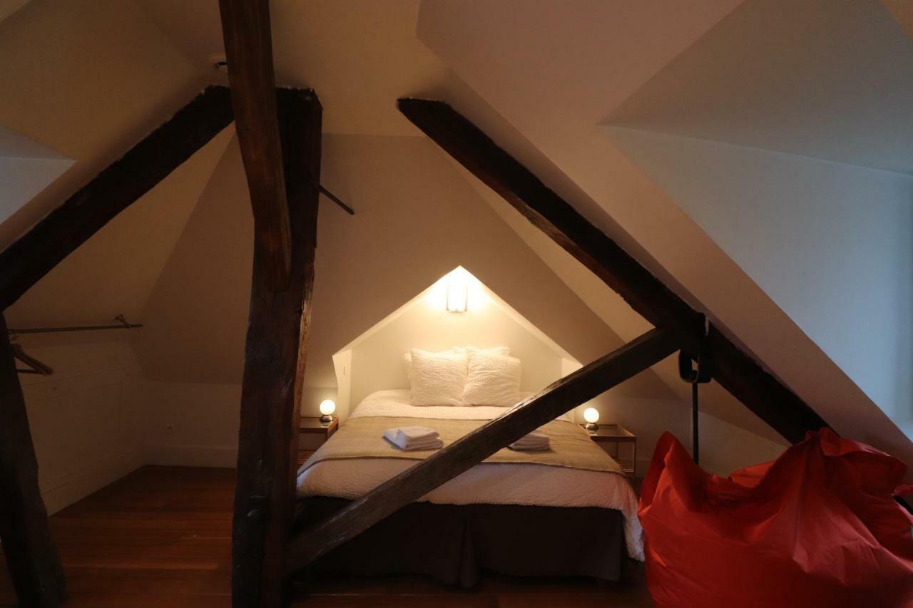 Le Doyenne - Entree Autonome - Hypercentre Bed & Breakfast Le Mans Eksteriør bilde