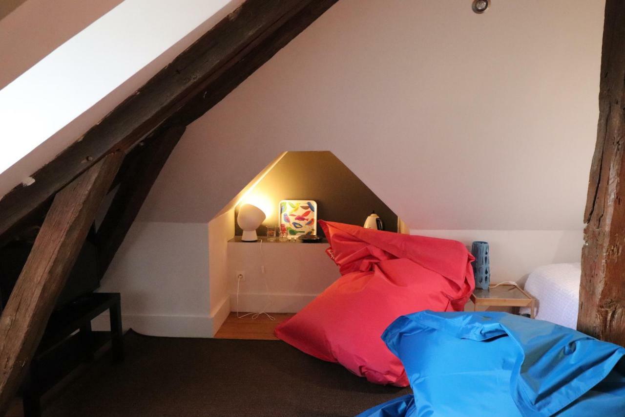 Le Doyenne - Entree Autonome - Hypercentre Bed & Breakfast Le Mans Eksteriør bilde